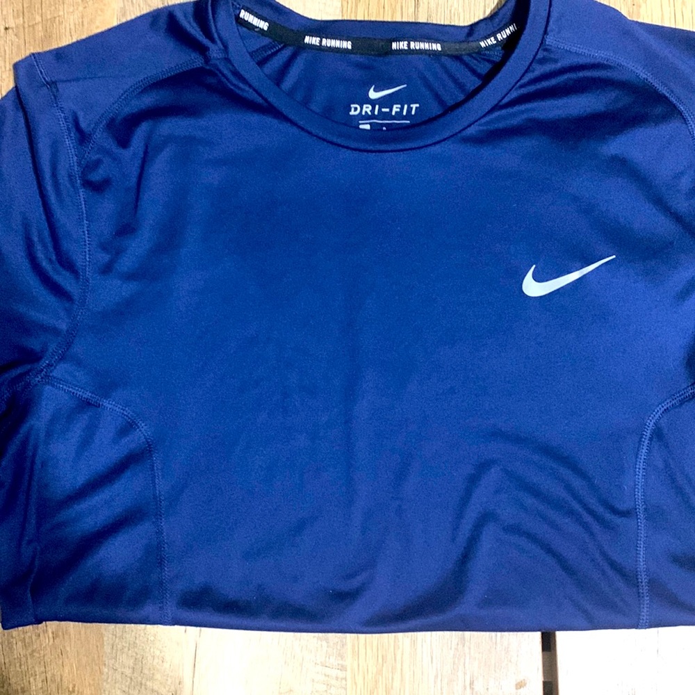 Nike DRI-FIT Tee shirt